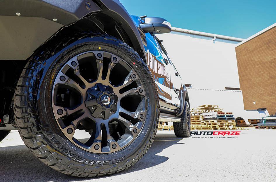FORD-RANGER-VAPOR-BLACK-MACHINED-WITH-DARK-TINT